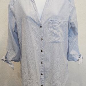 Zara Basic Light Blue Button Blouse with Tie Sleeves – Women’s Size M